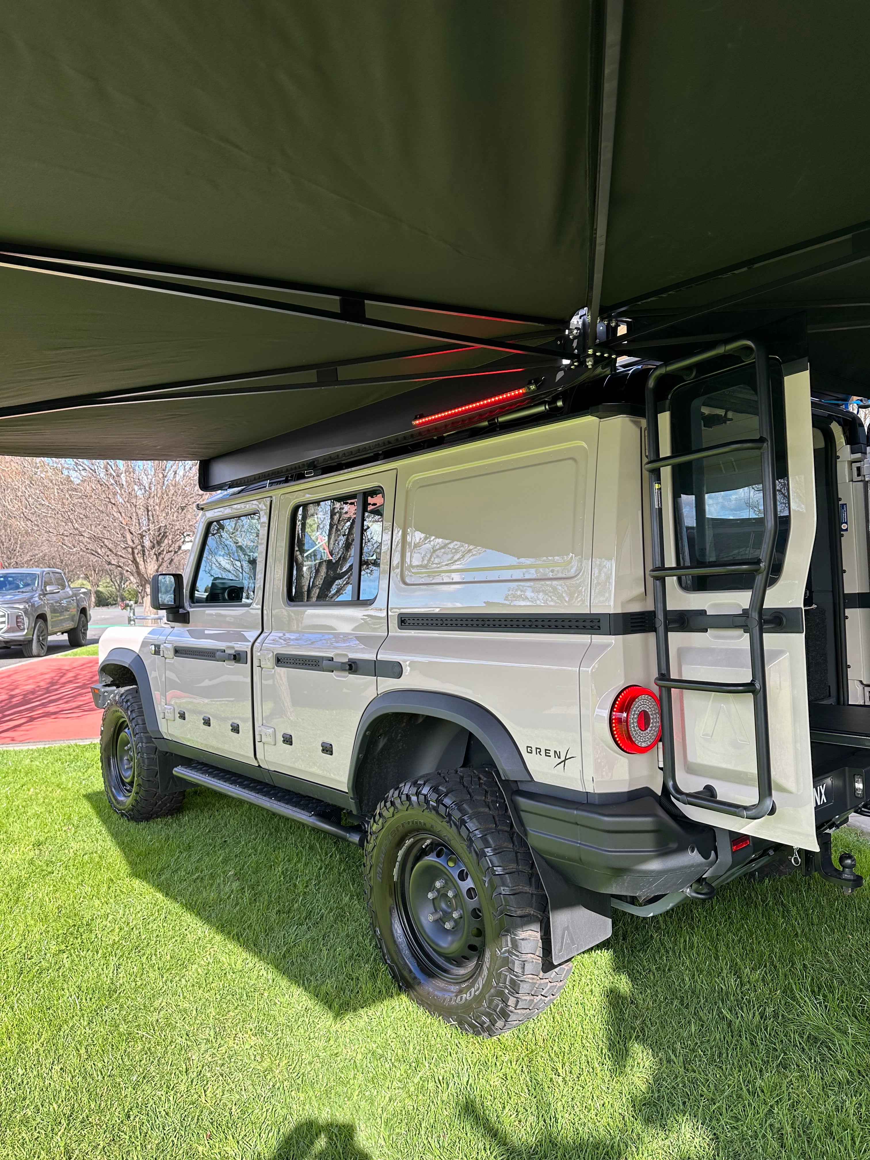 CLEVERSHADE 270 DELUXE AWNING