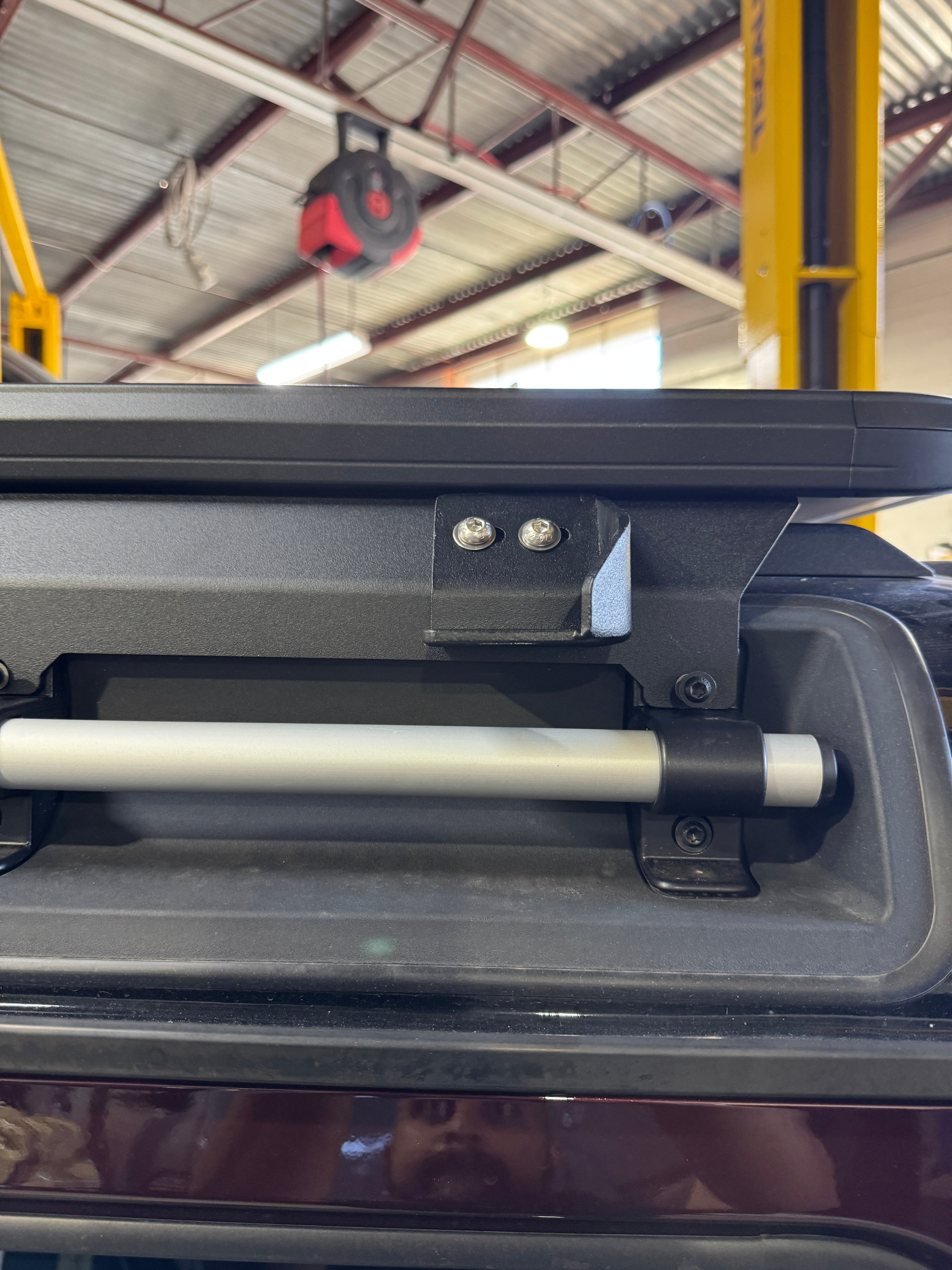 GrenX Antenna Mounting Base for Roofrack to suit Fold Down Bracket UHF