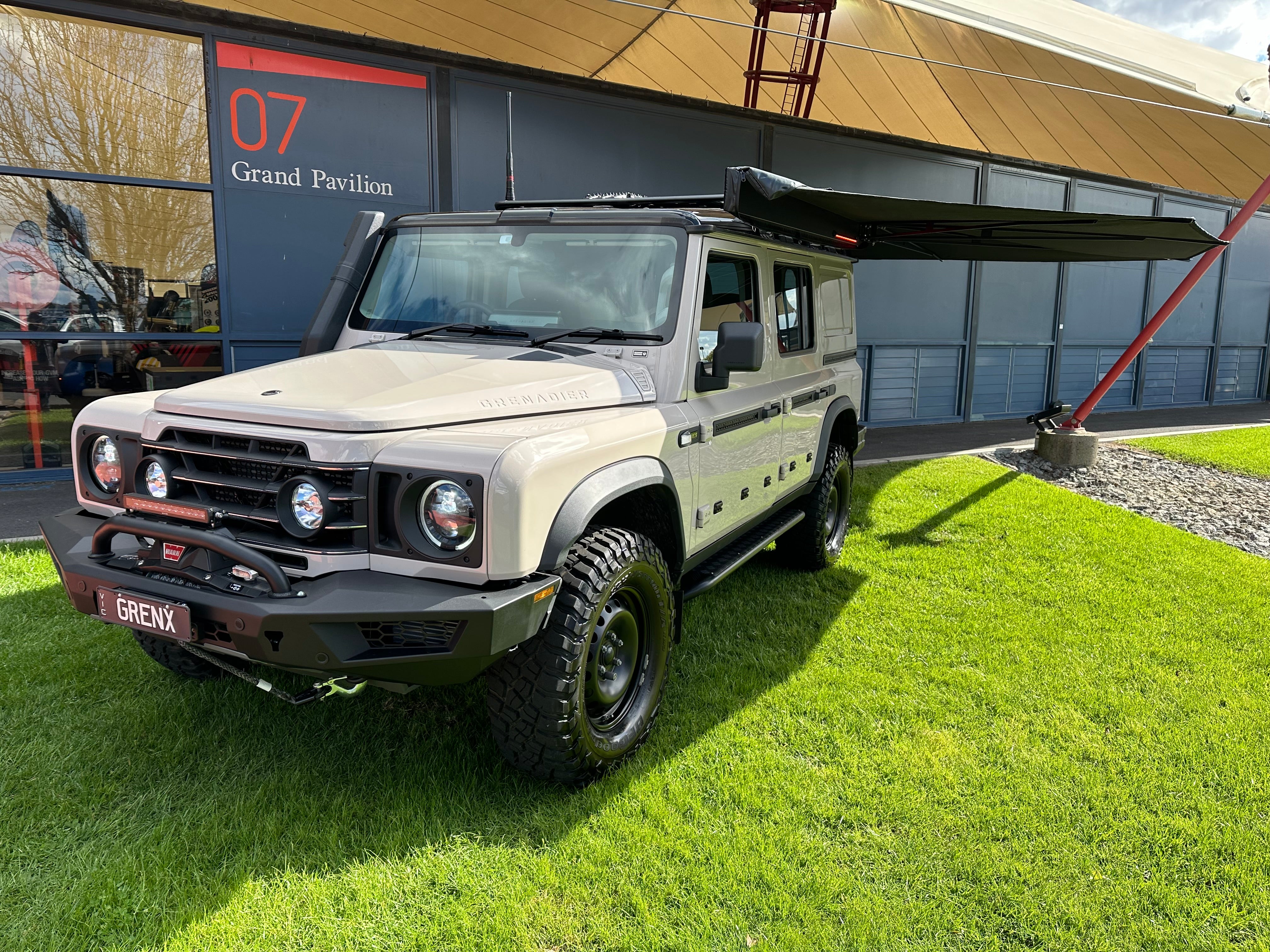 CLEVERSHADE 270 DELUXE AWNING