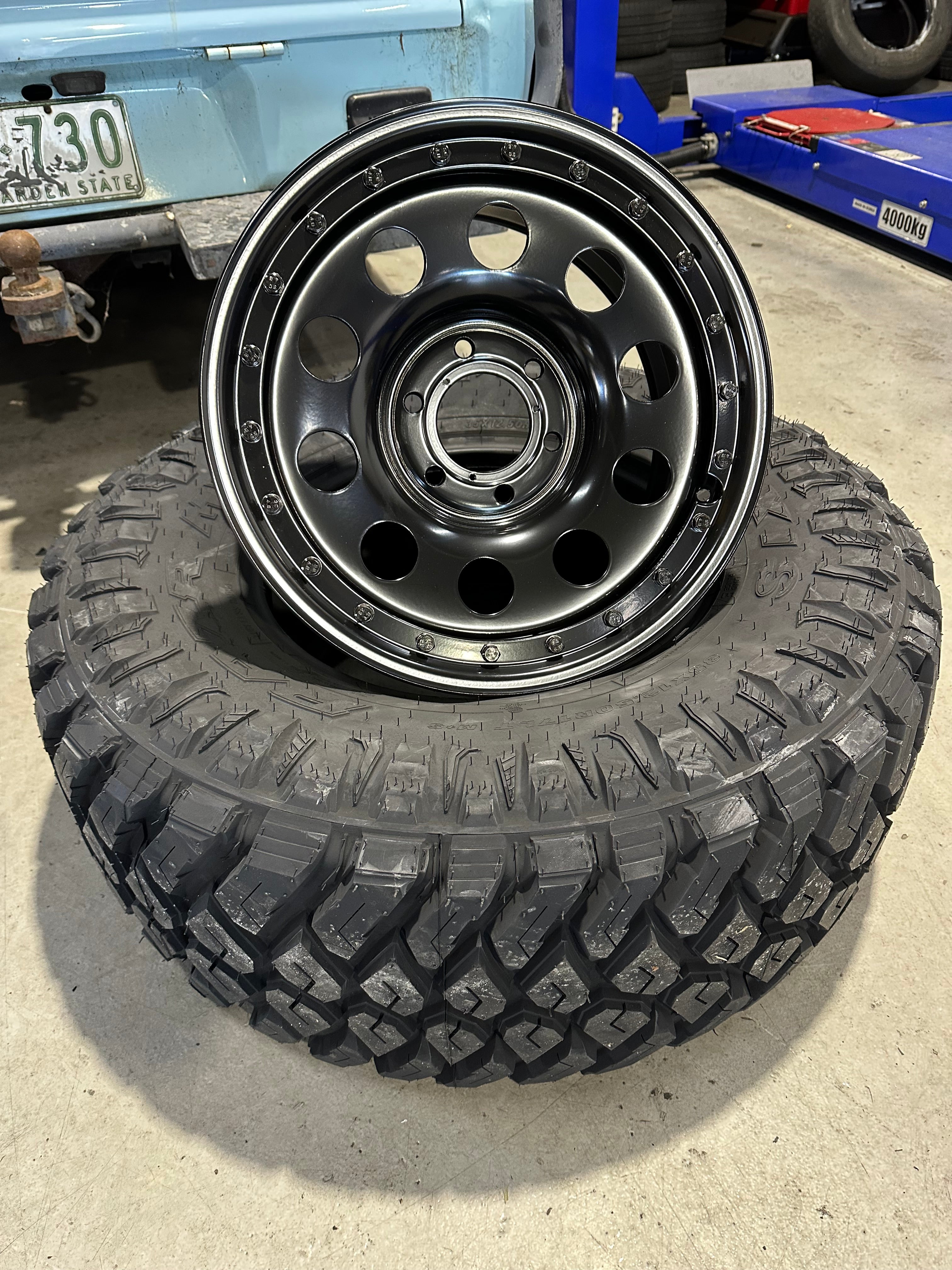 Wheel Round Imitation Beadlock 17x8" 6/130 32ET Black 84.1cb fits Ineos Grenadier Rim
