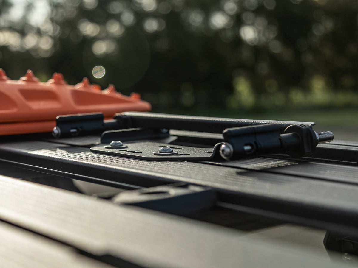 Folding Maxtrax & TRED Mounts 30mm high