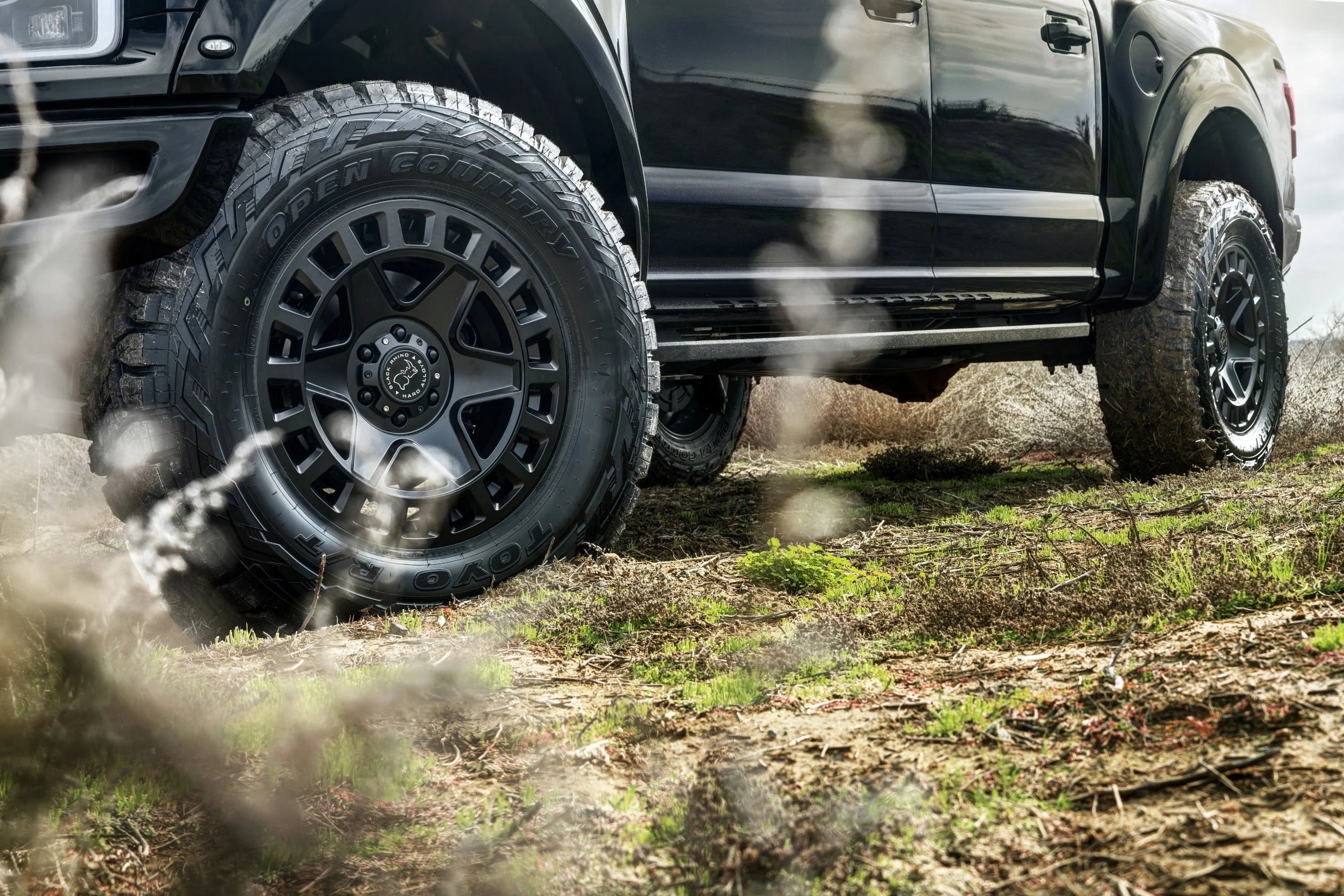 BLACK RHINO YORK Matte Black 17" x 8" +38 Offset 6x130 Bolt Pattern 84.1mm Hub