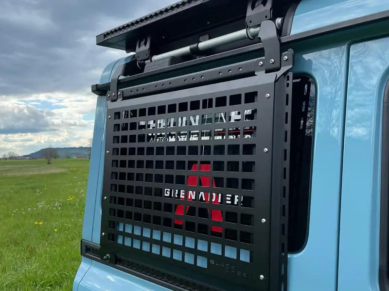 Side carrier XL M.O.L.L.E. system Ineos Grenadier