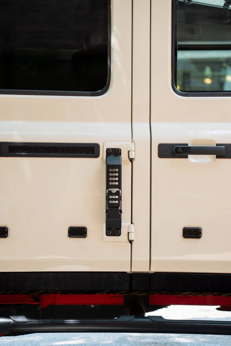 Side Step (Set of 2) for INEOS Grenadier roof loading access