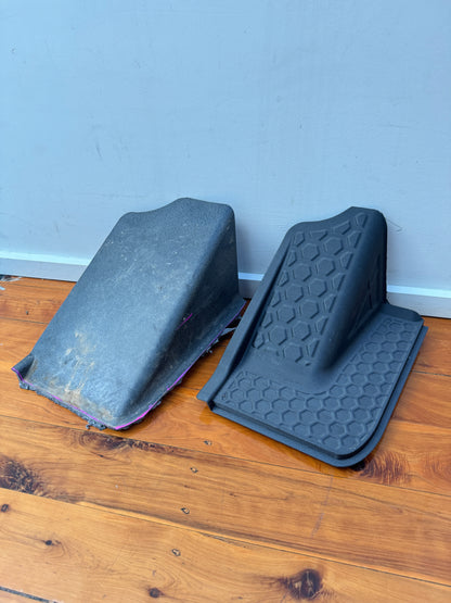 GrenX RHD Drivers Footrest Mod Kit Replacement Ineos Grenadier Floor Matt Hump Delete