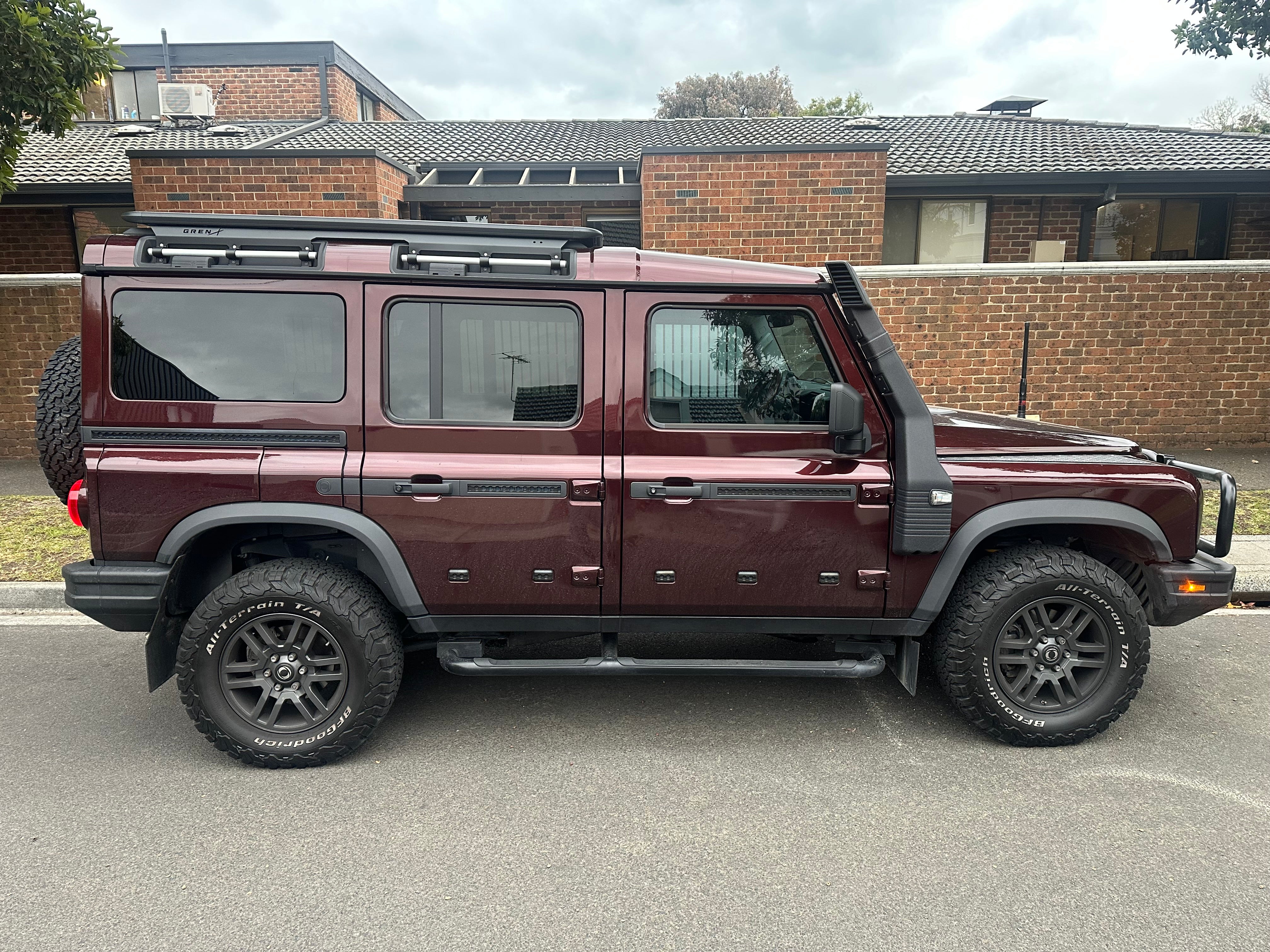 GrenX 3/4 Ultra Low Profile Roof rack system 1800L Ineos Grenadier