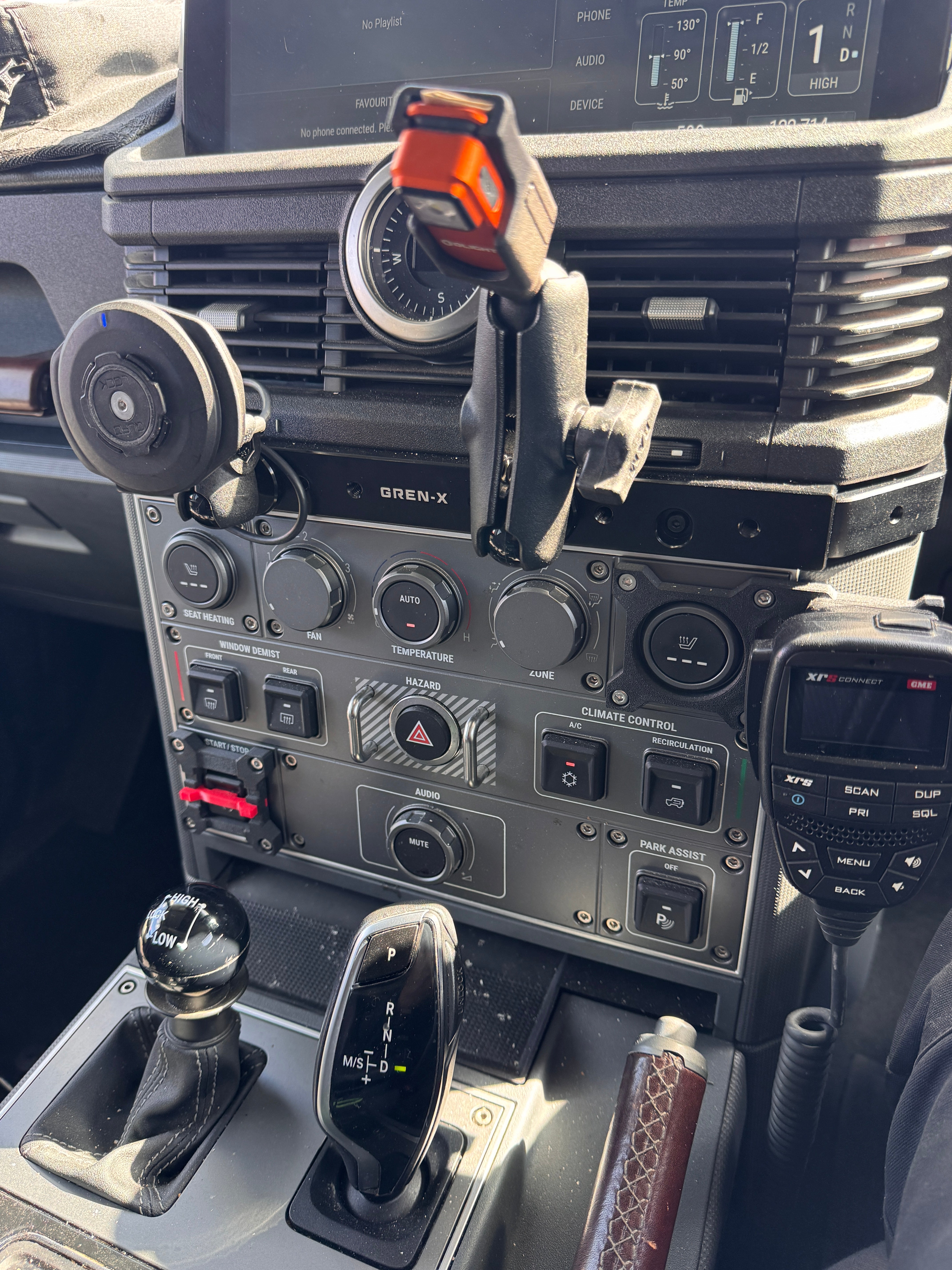 INEOS Grenadier Accessory Mounting Dash Rail GPS phone tablet mounting bracket