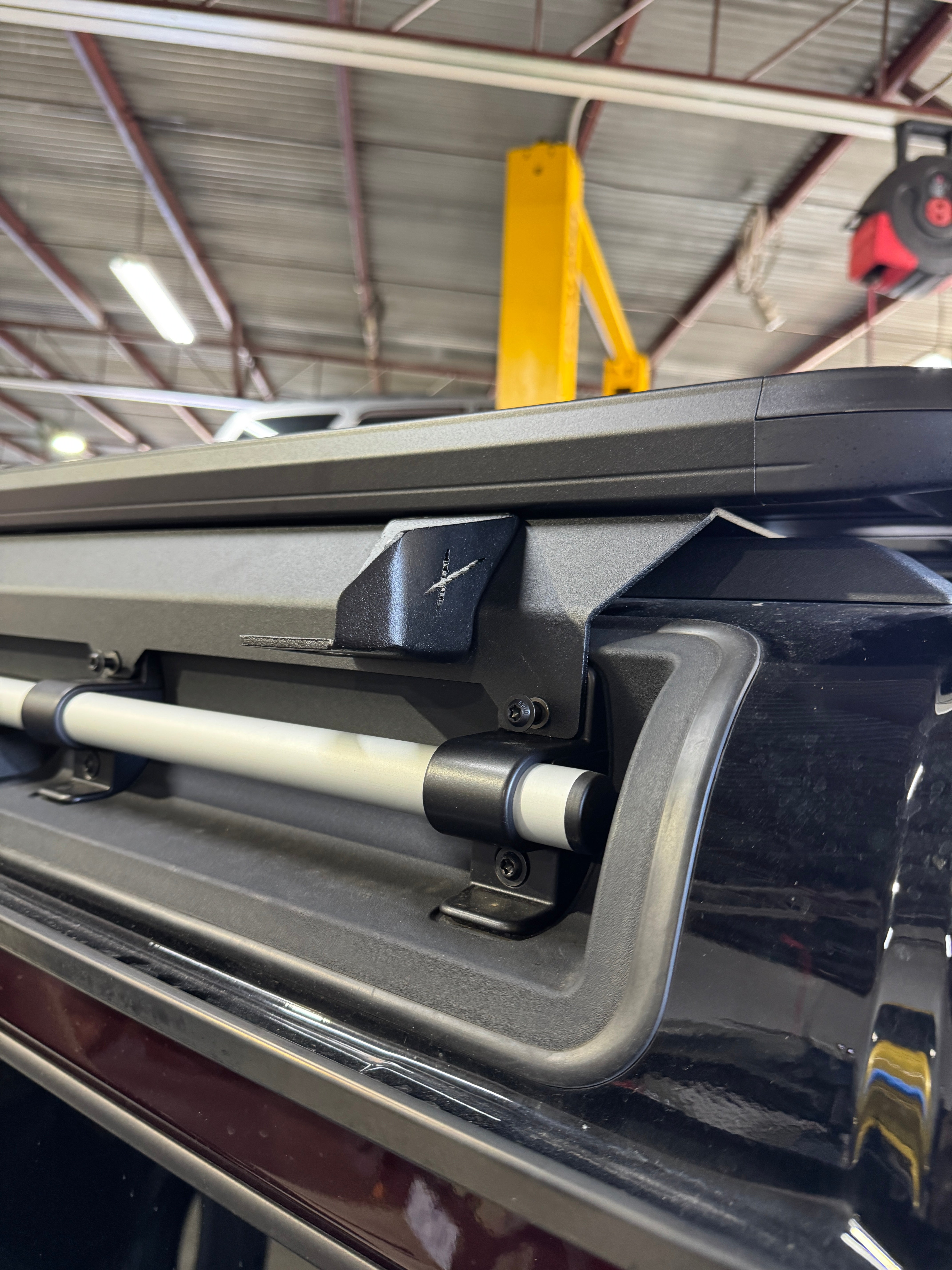 GrenX Antenna Mounting Base for Roofrack to suit Fold Down Bracket UHF