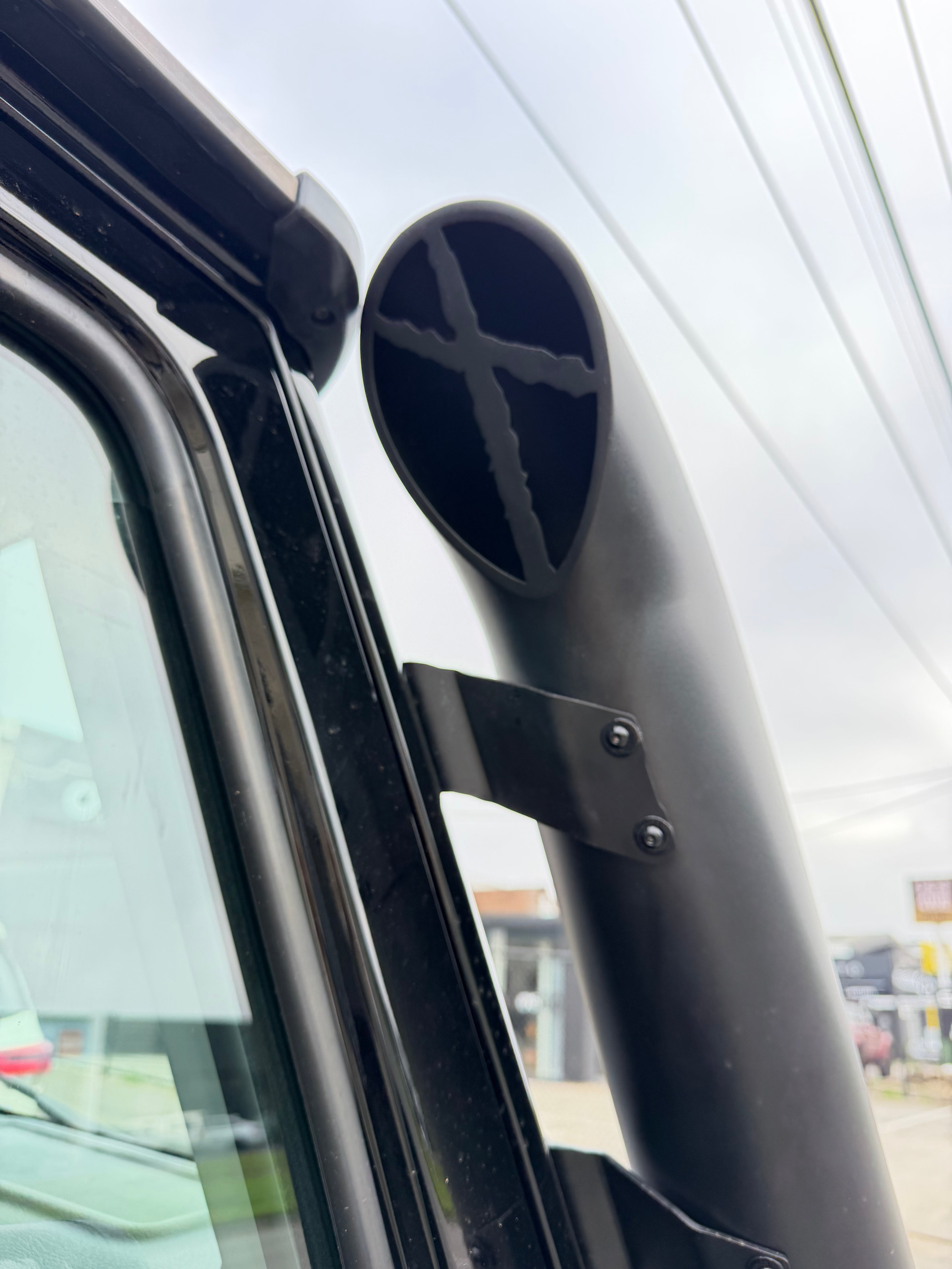 GrenX 4.5” Rear Facing Teardrop Stainless Steel Snorkel System using factory airbox Ineos Grenadier