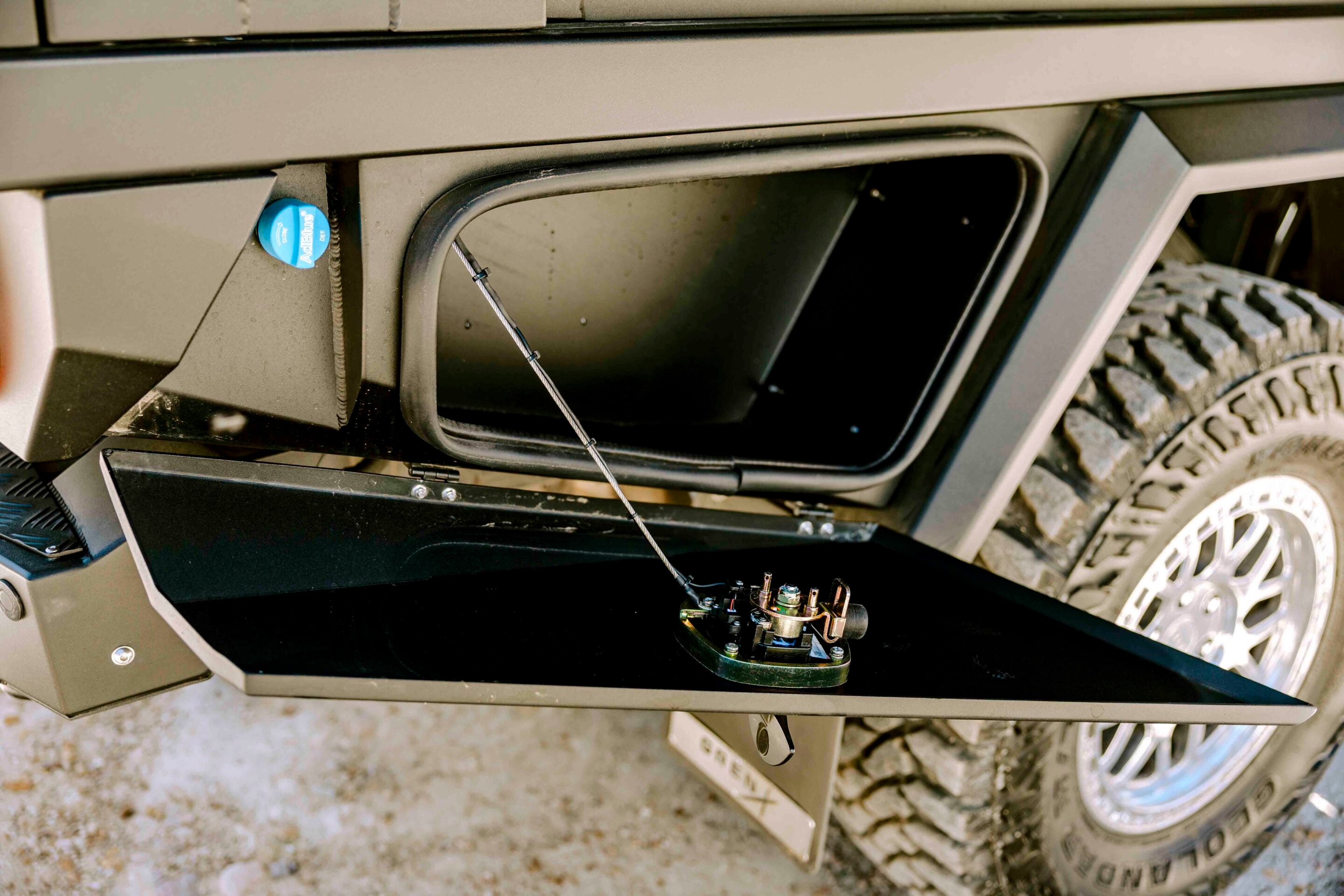 INEOS Grenadier Quartermaster Bespoke Tray & Canopy by GrenX