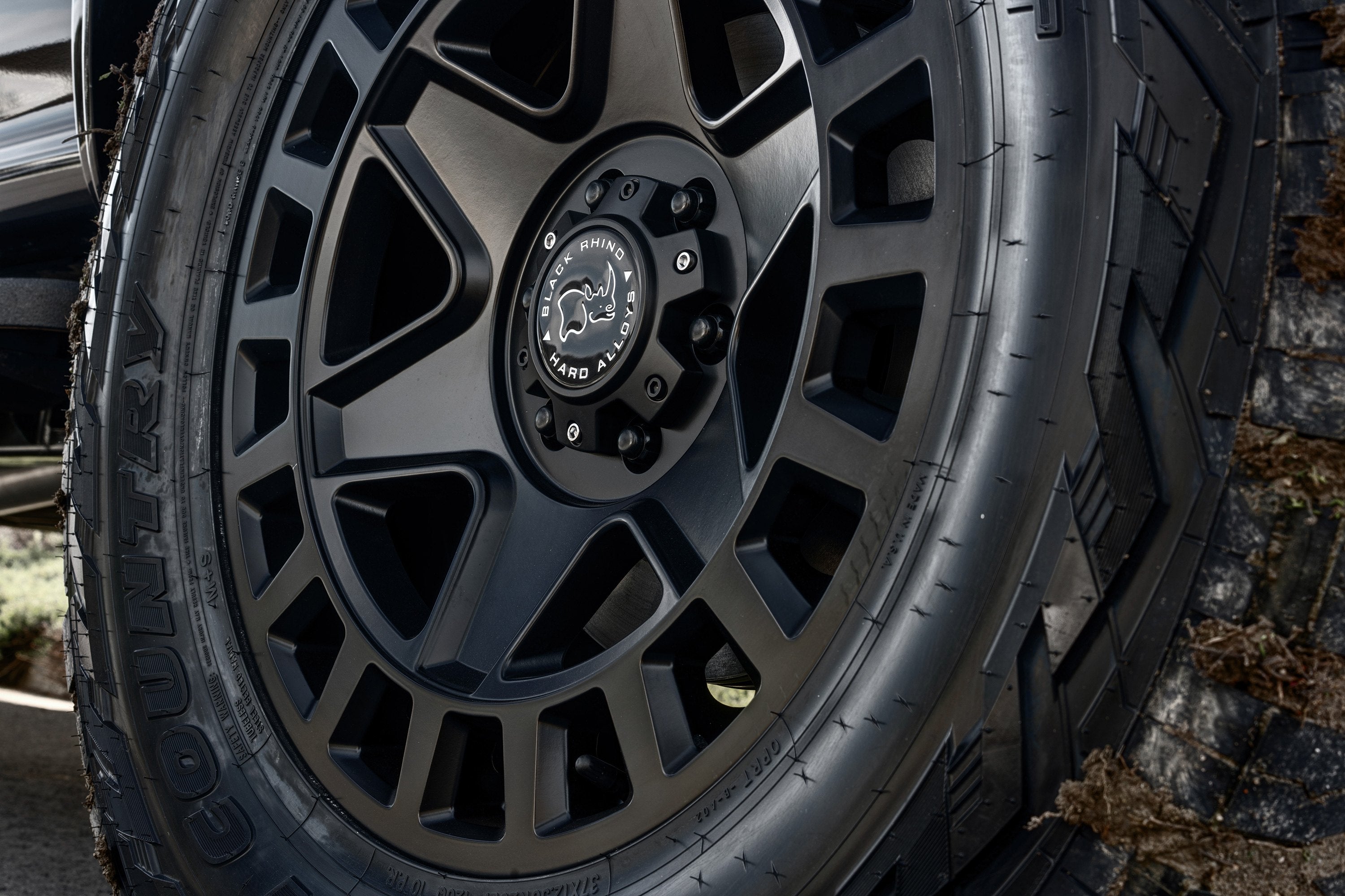 BLACK RHINO YORK Matte Black 17" x 8" +38 Offset 6x130 Bolt Pattern 84.1mm Hub